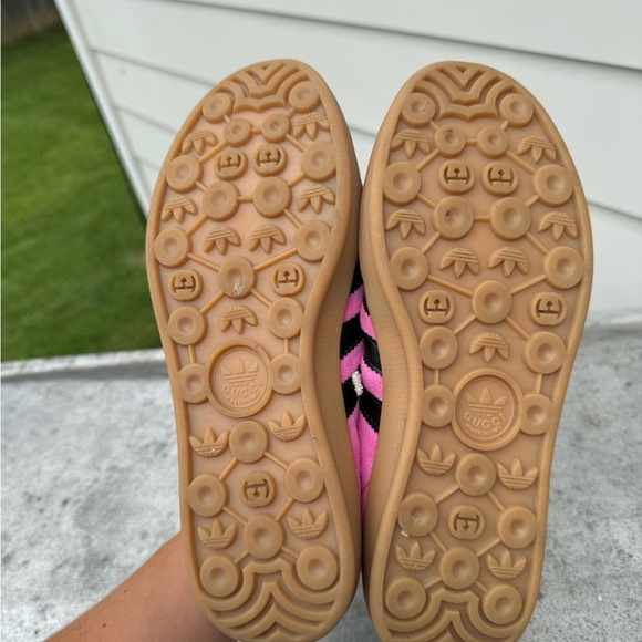 GUCCI X ADIDAS
Leather trainers
38 EU - Picture 2 of 8